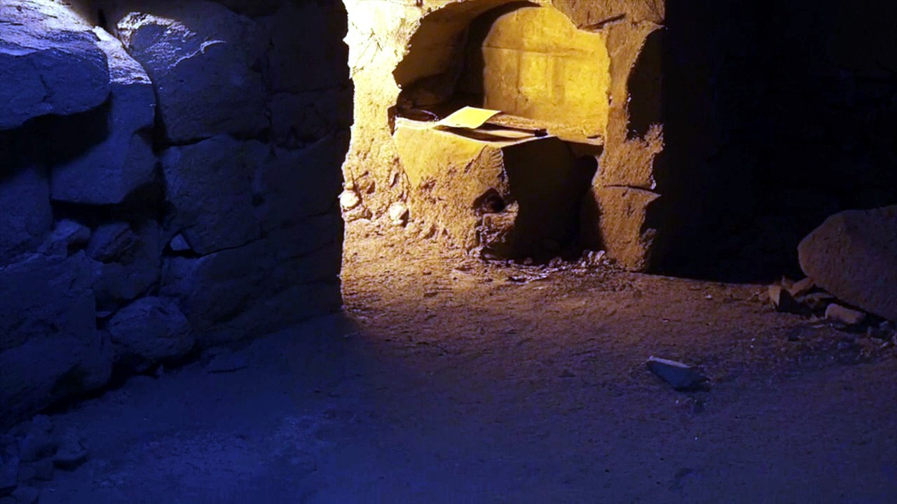 The Haunted Edinburgh Vaults - True Ghost Stories from Below the Streets