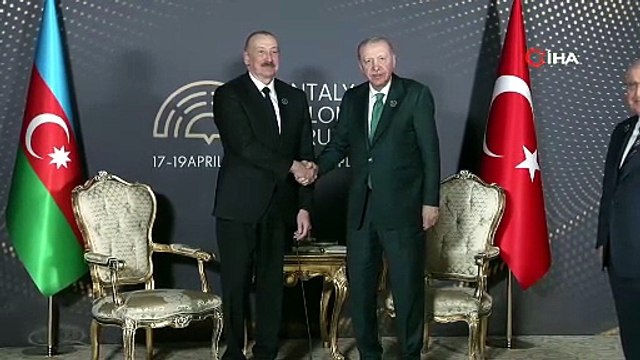 Cumhurbaşkanı Erdoğan, Azerbaycan Cumhurbaşkanı Aliyev ile bir araya geldi