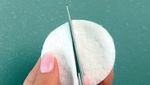 Turn cotton pads into a beautiful flower craft