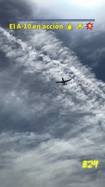 El A-10 en acción 🔥🛩️💥The A‑10 in action.