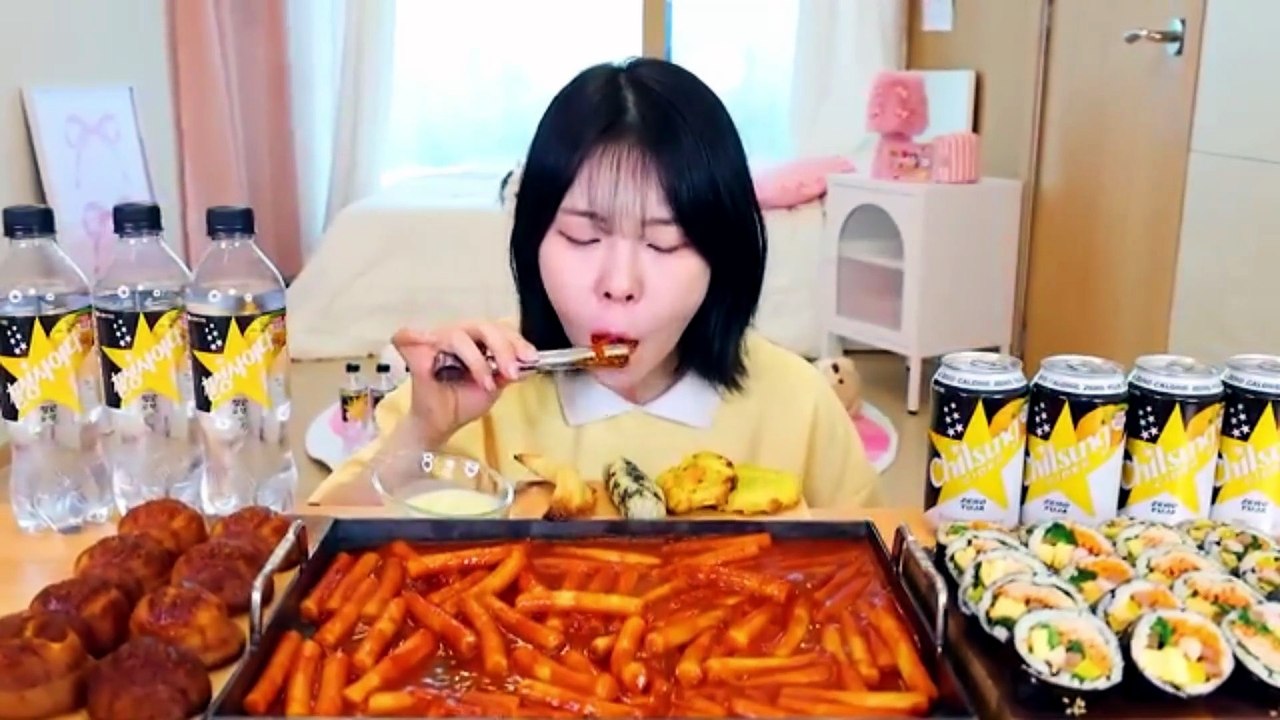 ASMR MUKBANG| Tteokbokki, Kimbap, Butter Rice Cakes, with Chilsung Cider Zero Yuzu!