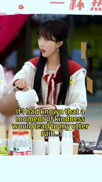 💞I gave cold CEO a glass of water, to my surprise, he fell in love with me at first sight!#cdrama