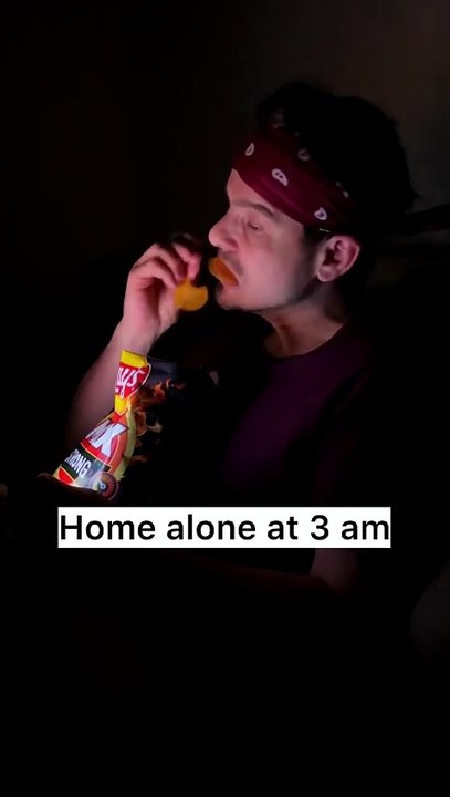 Why is the GHOST taking my CHIPS😭❤️🍟~ CHEFKOUDY
