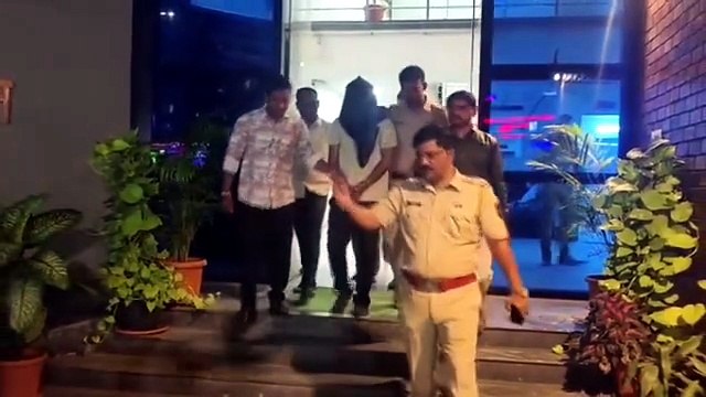 वकिलाने पत्नी आणि मुलीच्या मदतीने केली महिलेची निर्घृण हत्या; 7 तासांत आरोपींना अटक