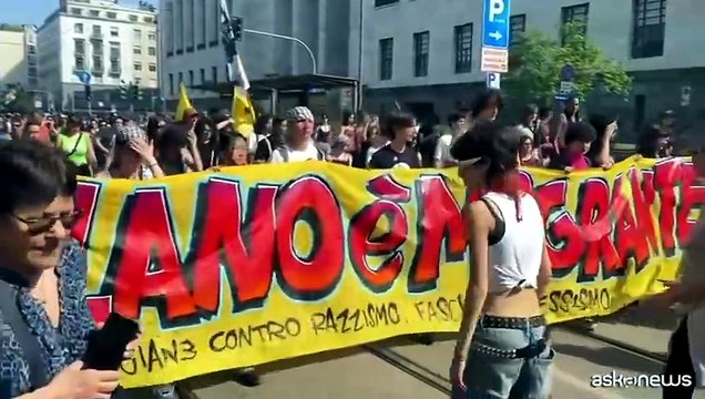 Milano è migrante , in piazza contro summit patrioti della Lega