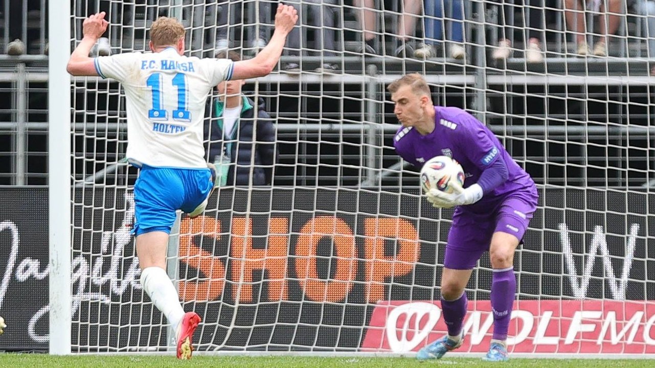 Pyroshow und Chancenwucher: Rostock verzweifelt an Stahl