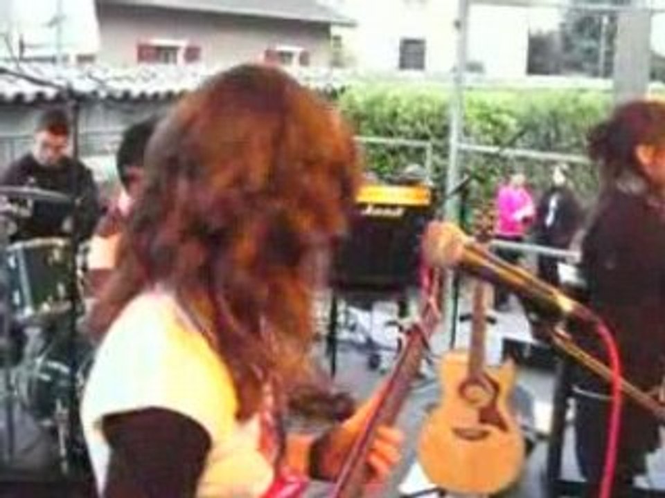 Concert  Bubble Gones 3