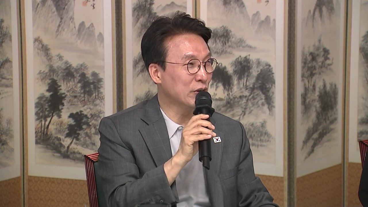 김 총리, 청소년 기후단체·청년보좌역 공관 초청 간담회 / YTN