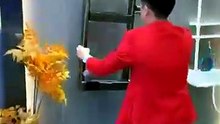 Amazing_Chinese_Bathroom(360p)