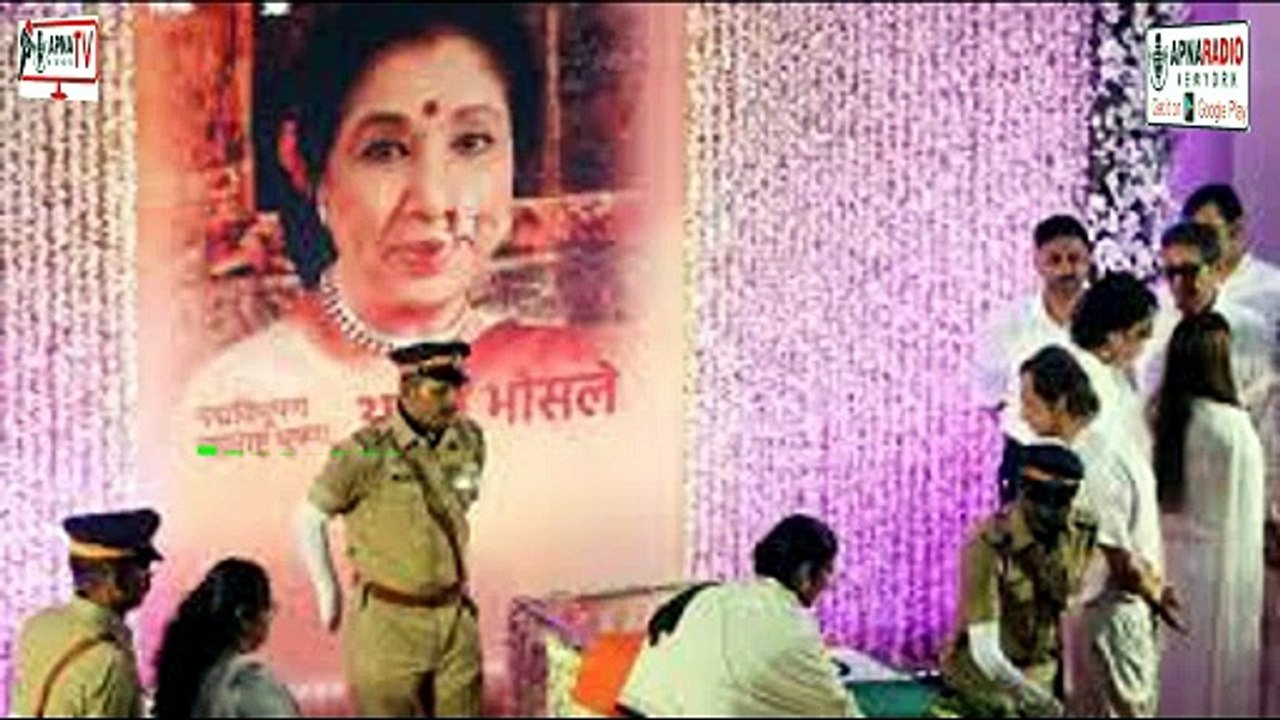 Singer Asha Bhosle’s Last Rites Performed with State Honours | Bollywood Pays Tribute 19-04-2026