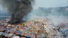 INFERNO in Malaysia: 1,000 Homes DESTROYED and 9,000 People Displaced in Borneo Fire
