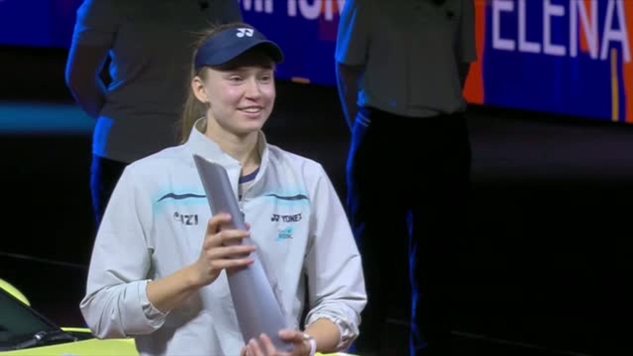 Stuttgart - Rybakina décroche le titre