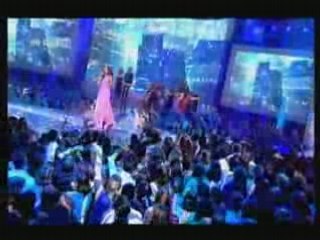 Leona Lewis - Bleeding Love (Live La Chanson De L'année)