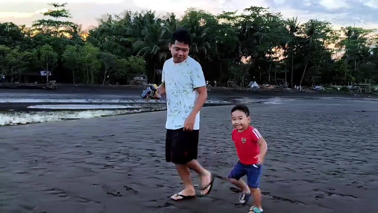 RG and Isaiah Hiking At The Beach
