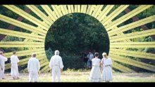 Midsommar (2019) Hollywood Horror/Mystery movie explained in Hindi.