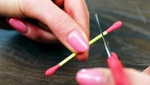 Quick and easy needle threading hack 🧷