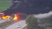 El incendio de dos camiones corta la autovía A-3 a la altura de Honrubia (Cuenca)