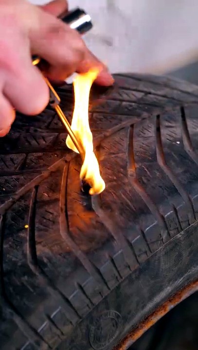 A quick fix for a punctured tire💯