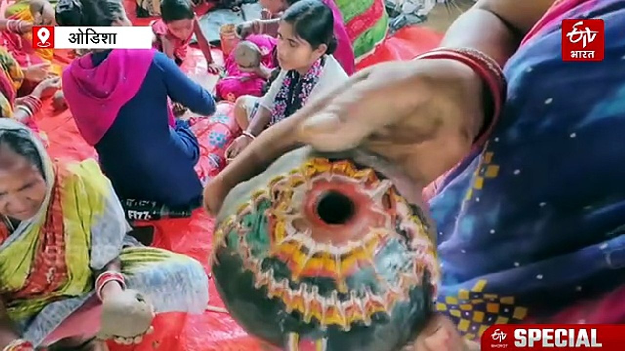 बालासोर की महिलाएं मिट्टी से पवित्र शंख बना रहीं, आजीविका चलाने के साथ परंपरा को बचा रहीं