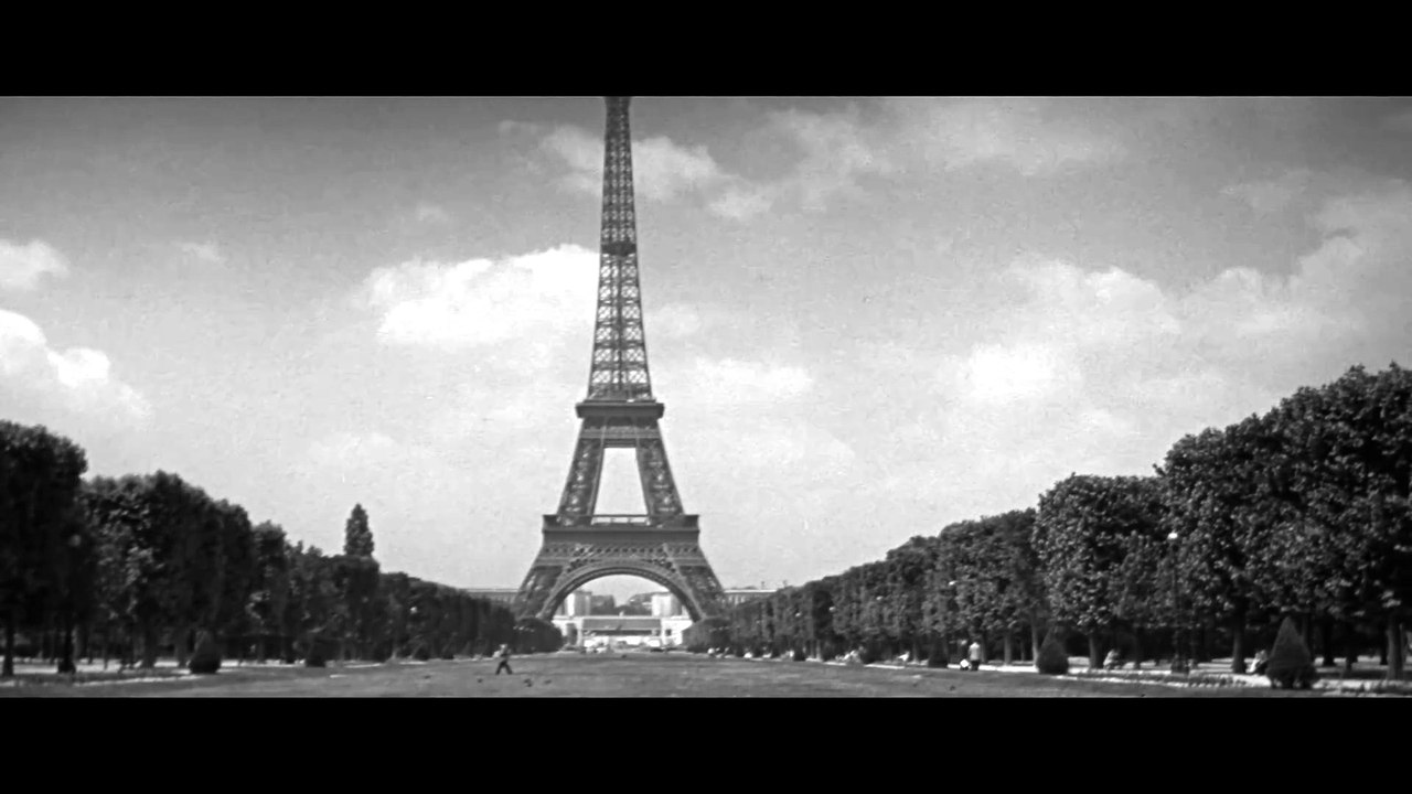 Is Paris Burning Trailer (1966)