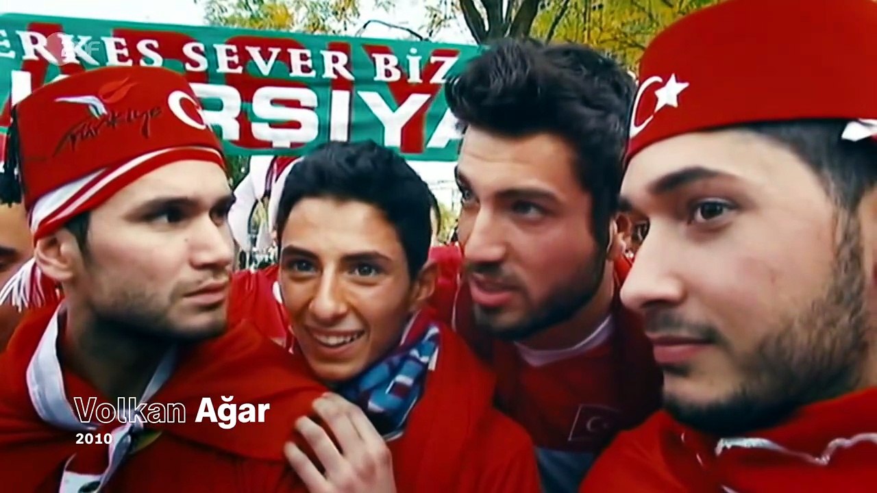 Mesut Özil-zu Gast bei Freunden E02-Brüche Staatsfreund Nummer 1