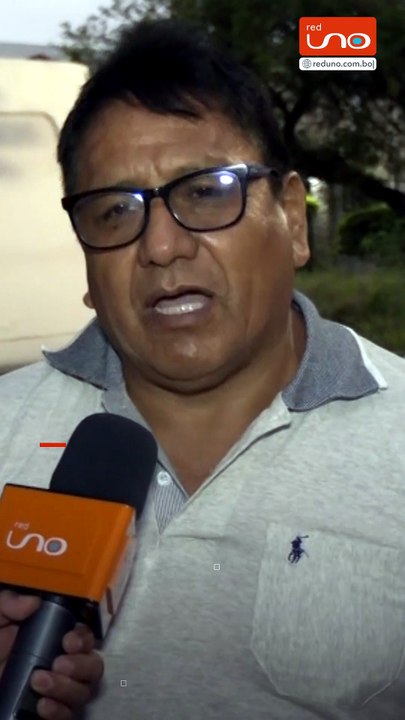 “Hacemos filas de hasta dos días en los surtidores; YPFB no brinda explicaciones y solo responde ante protestas”, denuncia dirigente del transporte pesado