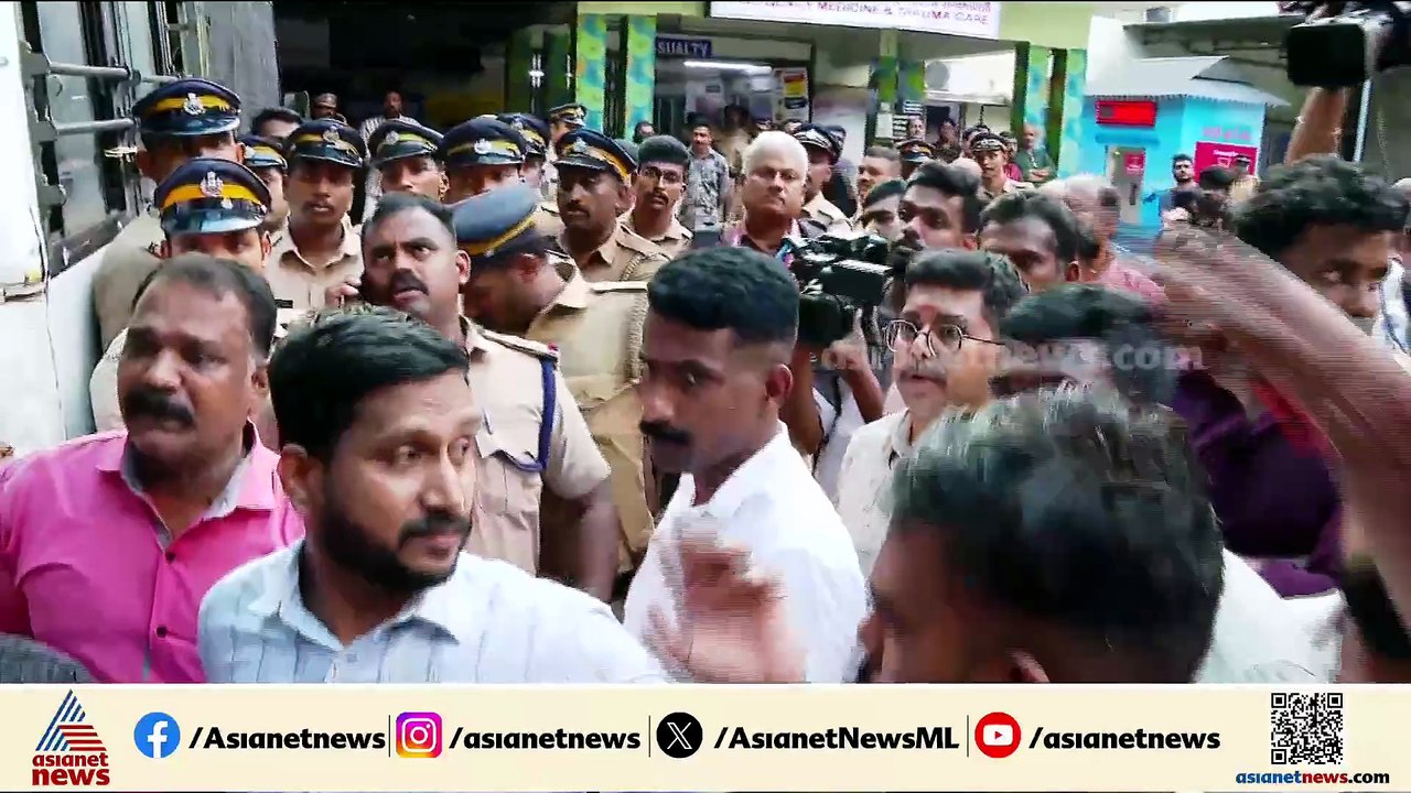 പൊലീസ് ബസ് തടഞ്ഞ് BJP പ്രവർത്തകർ; ജനറൽ ആശുപത്ര...