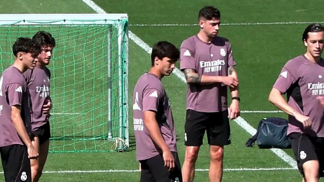 Asencio, Courtois y Rodrygo, únicas bajas en la sesión de Arbeloa antes del Alavés
