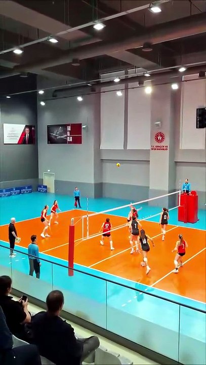 İlk Set - Beşiktaş v THY - Yıldız Kızlar Süper Ligi Final Grubu 9. Hafta