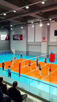 İlk Set - Beşiktaş v THY - Yıldız Kızlar Süper Ligi Final Grubu 9. Hafta