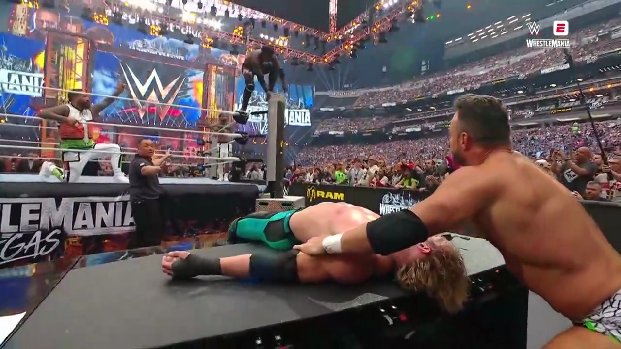 WWE Wrestlemania 42 Saturday The Usos and LA Knight VS I Show Speed Logan Paul and Austin Theory 6 Man Tag Team Full Match