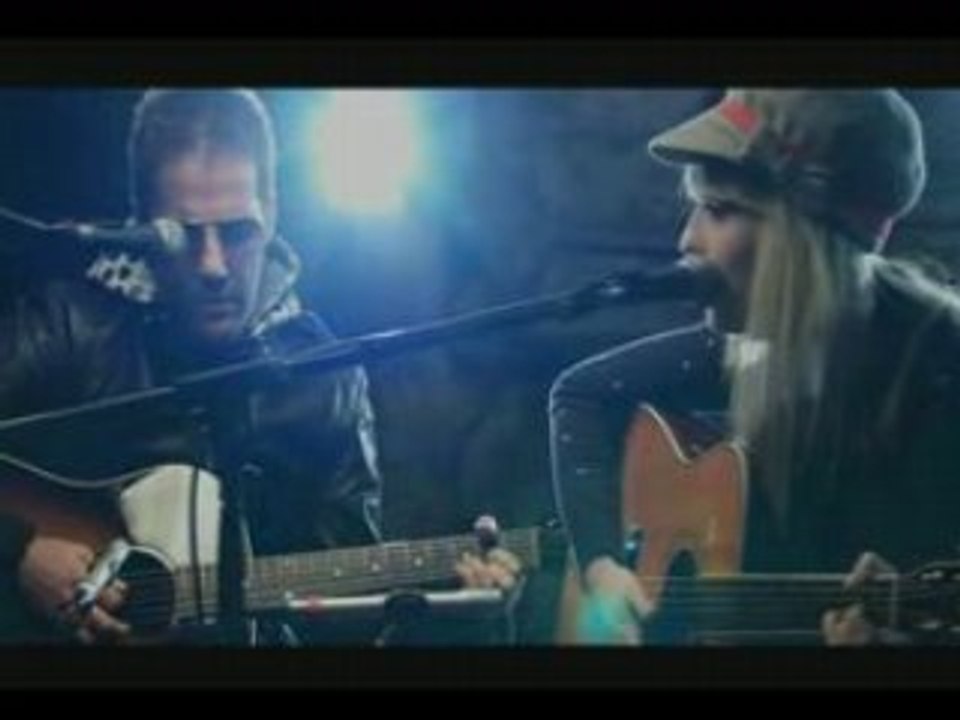 The Tings Tings - Great DJ (Live at Islington Mill 2008)