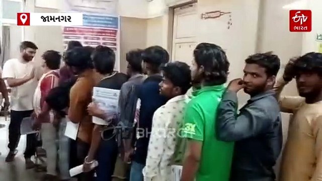 જામનગર: મોટી ખાવડીમાં 100થી વધુ શ્રમિકોને ફૂડ પોઈઝનિંગ, ભોજનમાં ઝેરી પદાર્થ કે જીવજંતુ ભળી જવાની આશંકા