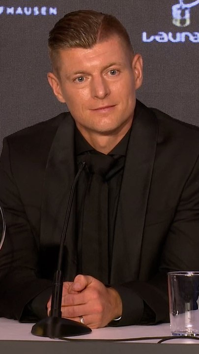 Kroos define a Valverde y desata las carcajadas de la prensa