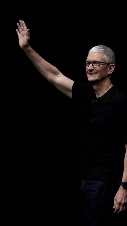🚨 Tim Cook quitte Apple ? La fin d’une ère 🍏