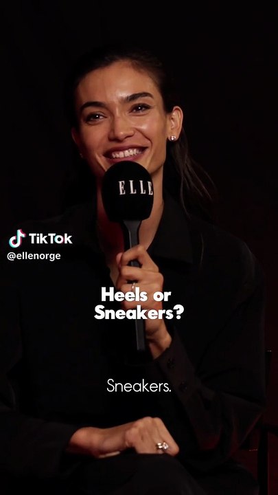 This or That med Kelly Gale