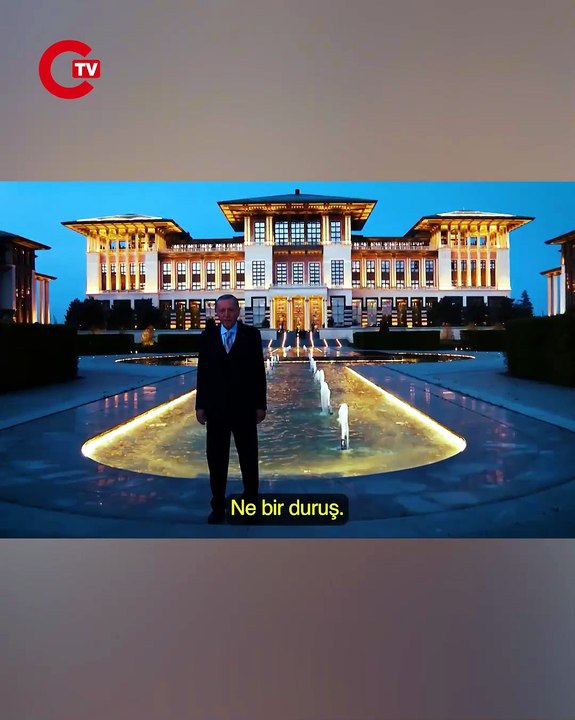 Özgür Özel'in CHP Grup Toplantısı'nda izlettiği 'dış politika' videosu