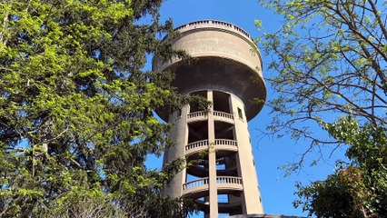 Un ch&acirc;teau d&rsquo;eau &agrave; vendre &agrave; Roanne : un projet touristique abandonn&eacute;