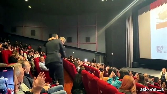 Mark Ruffalo tra i ragazzi a Roma: Questo è il vostro mondo, agite