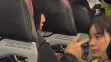 不满空服人员不谙中文　女子飙骂“国际航班不会讲中文，做什么服务业！”　