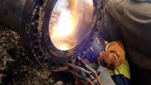 Welding Pipeline Flanges