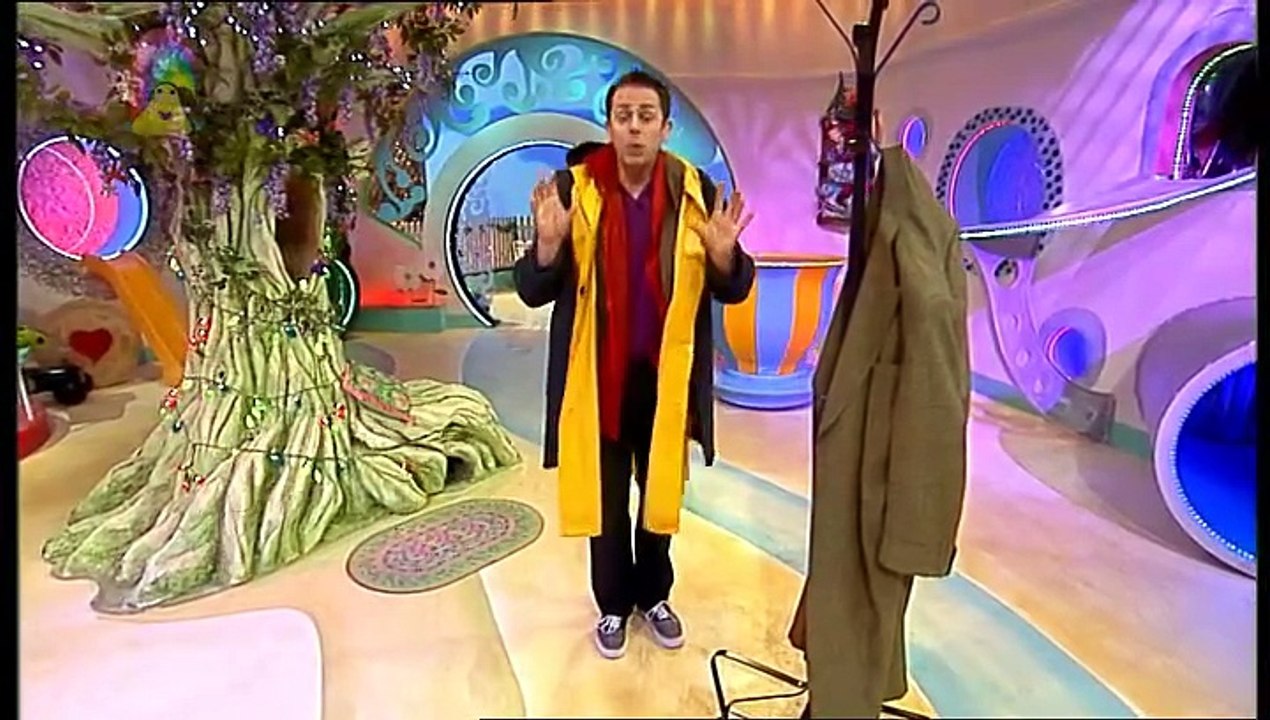 Show Me Show Me - Series 1 Episode 4 - Coats and Polar Bears