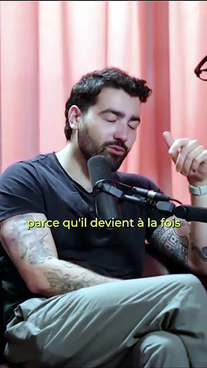 il est devenu reporter au sein même du tournage du documentaire - Vidéo ...