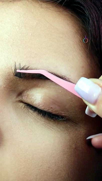 Eyelash eyebrows are the new trend👀✨