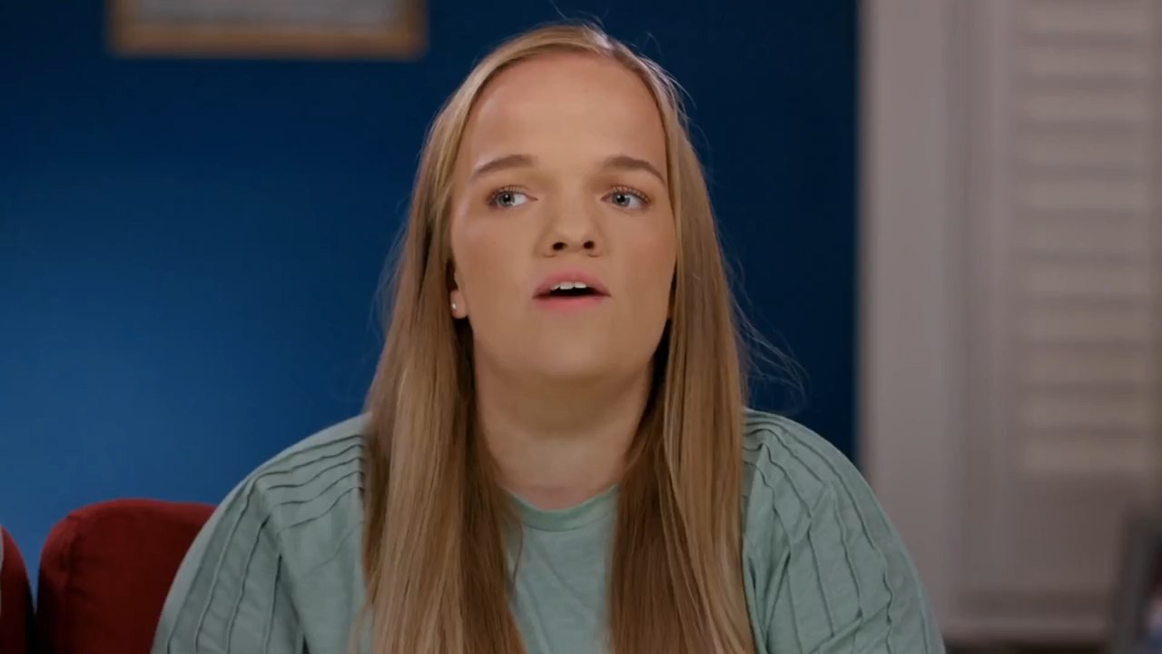 7 Little Johnstons S17E4 - Love in Action: The Johnston Way 🤝 | Heartwarming TV