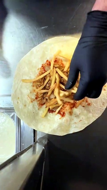 French Tacos Viande & Frites & Sauce Gruyère #BR3 #Tacos #Food #Foodies #Foodlover (2)