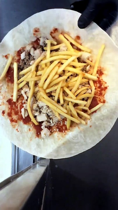 French Tacos Viande & Sauce Gruyère & Frites #BR3 #Tacos #Food #Foodies #Foodie (2)