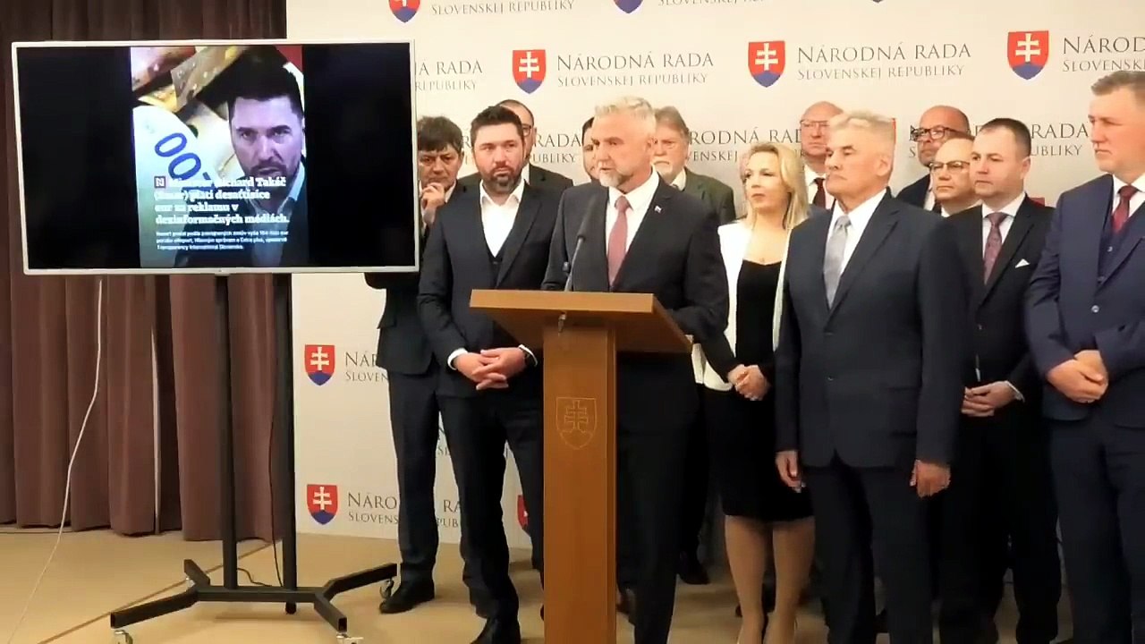 ZÁZNAM: T. Gašpar odsúdil zákaz preletu premiéra pri ceste do Moskvy