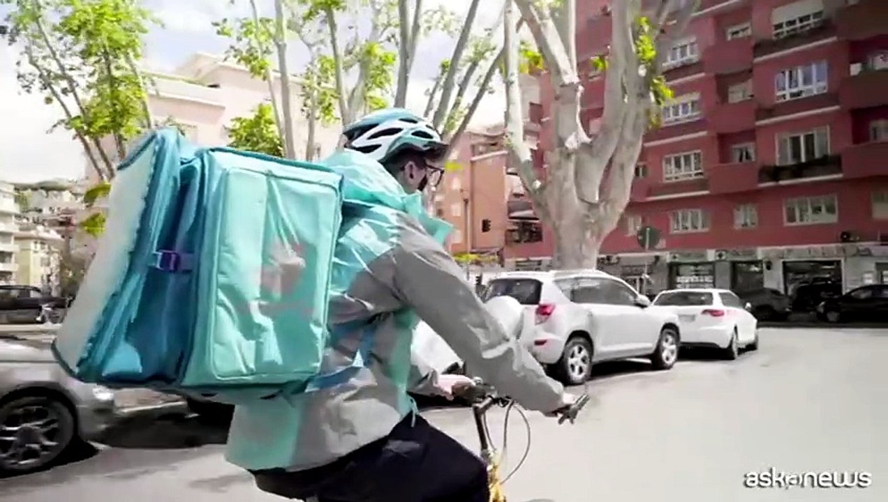 Roma, accordo Deliveroo-Ama per migliorare raccolta differenziata