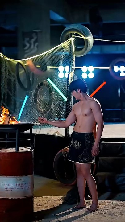 Between the Cage and the Fire - Full Movie